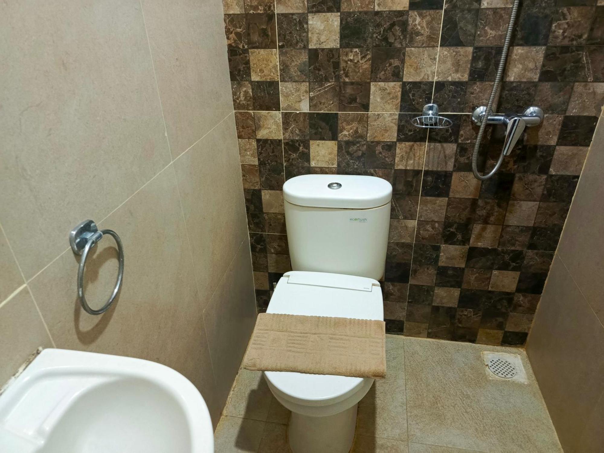 King Room,1650728029:JPEG